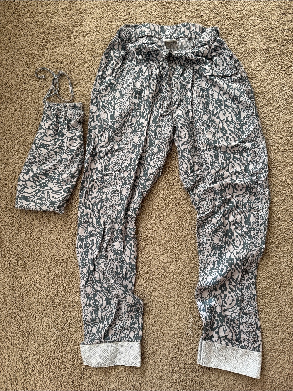 Sudara Punjammies | Green & Cream Printed Drawstring Jogger Pajama Pants | XS